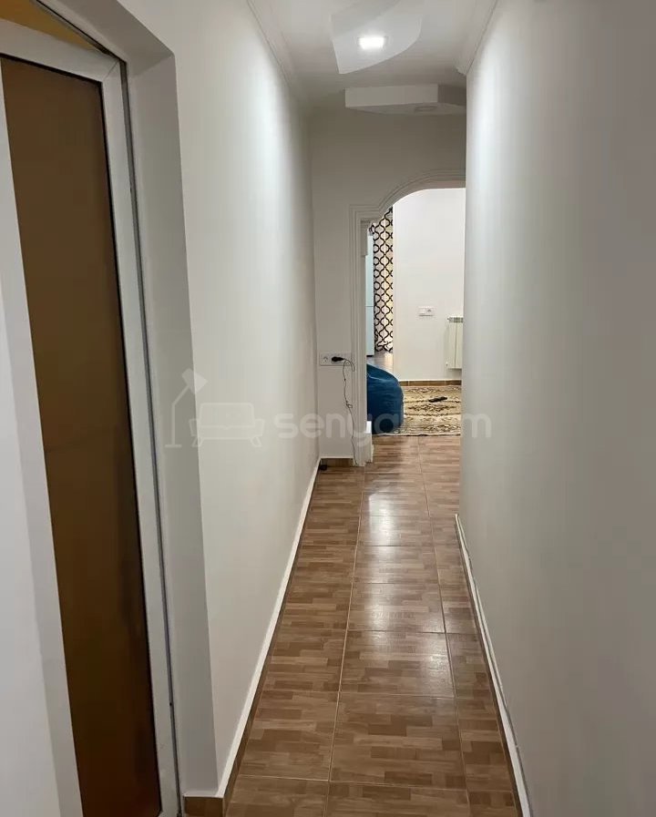 2 Սենյականոց Բնակարան Քարե Շենքում, 76քմ, 4/5 հարկ, Կապիտալ Վերանորոգված