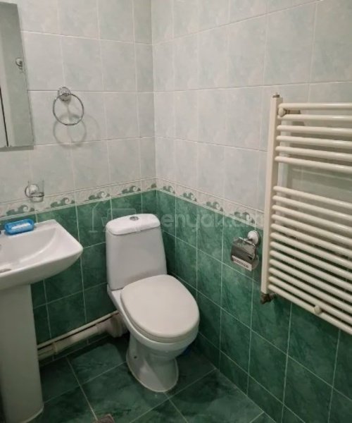 1 Սենյականոց Բնակարան, 42քմ, 4/10 հարկ, Կոսմետիկ Վերանորոգված, Կահավորված, Արևկող