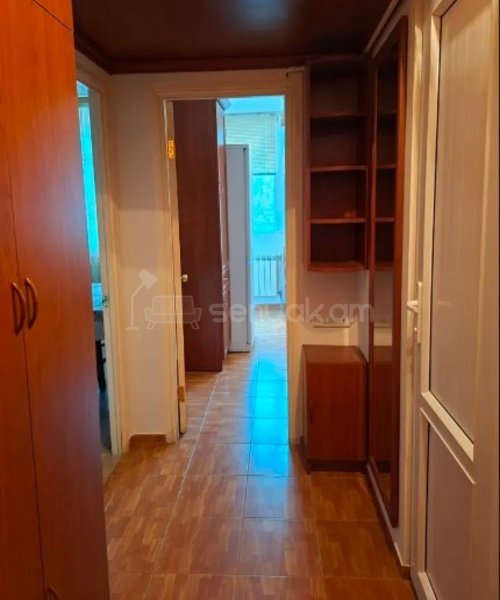 1 Սենյականոց Բնակարան, 42քմ, 4/10 հարկ, Կոսմետիկ Վերանորոգված, Կահավորված, Արևկող