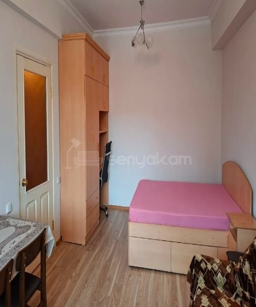 1 Սենյականոց Բնակարան, 42քմ, 4/10 հարկ, Կոսմետիկ Վերանորոգված, Կահավորված, Արևկող