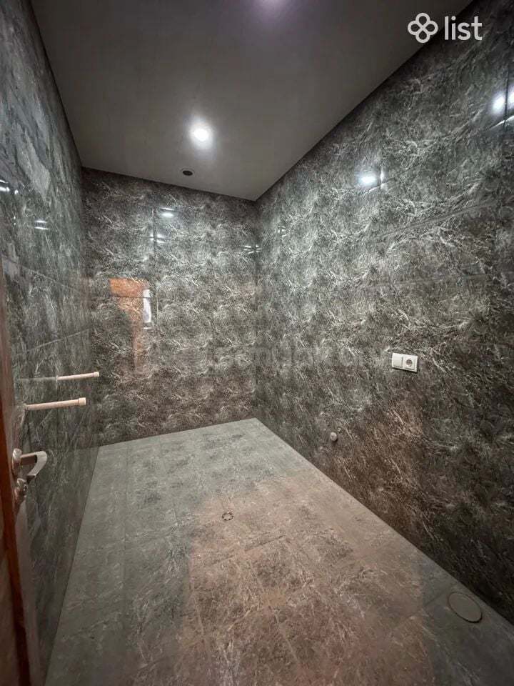 4 Սենյականոց Բնակարան, 120քմ, 6/17 հարկ, Կապիտալ Վերանորոգված