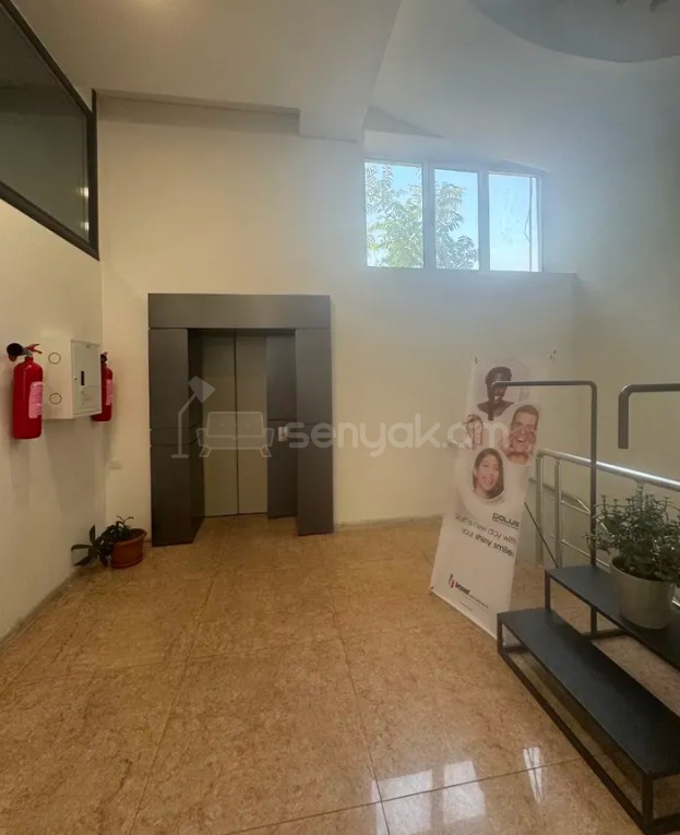 Օֆիսային Տարածք, 800քմ, Կապիտալ Վերանորոգված