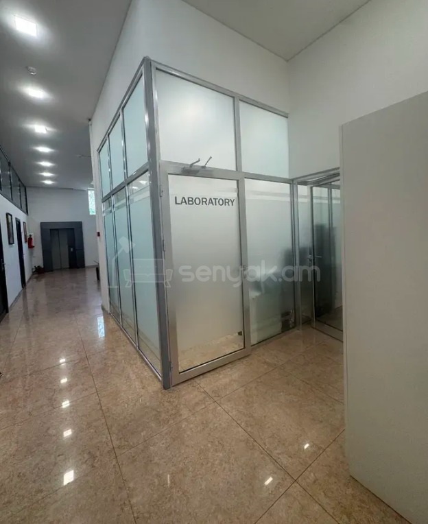 Օֆիսային Տարածք, 800քմ, Կապիտալ Վերանորոգված