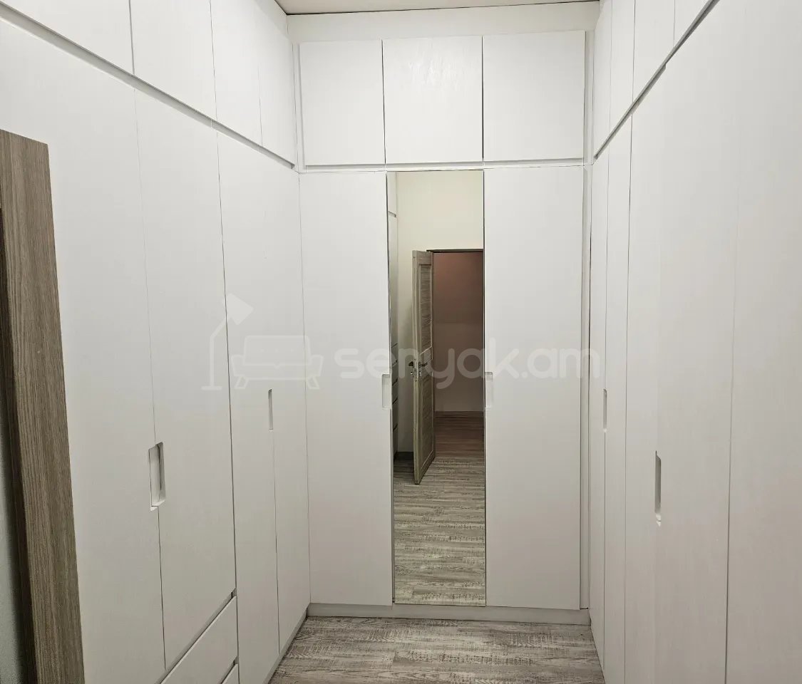 4 Սենյականոց Սեփական Տուն, 200քմ, Կապիտալ Վերանորոգված, Ավտոտնակով