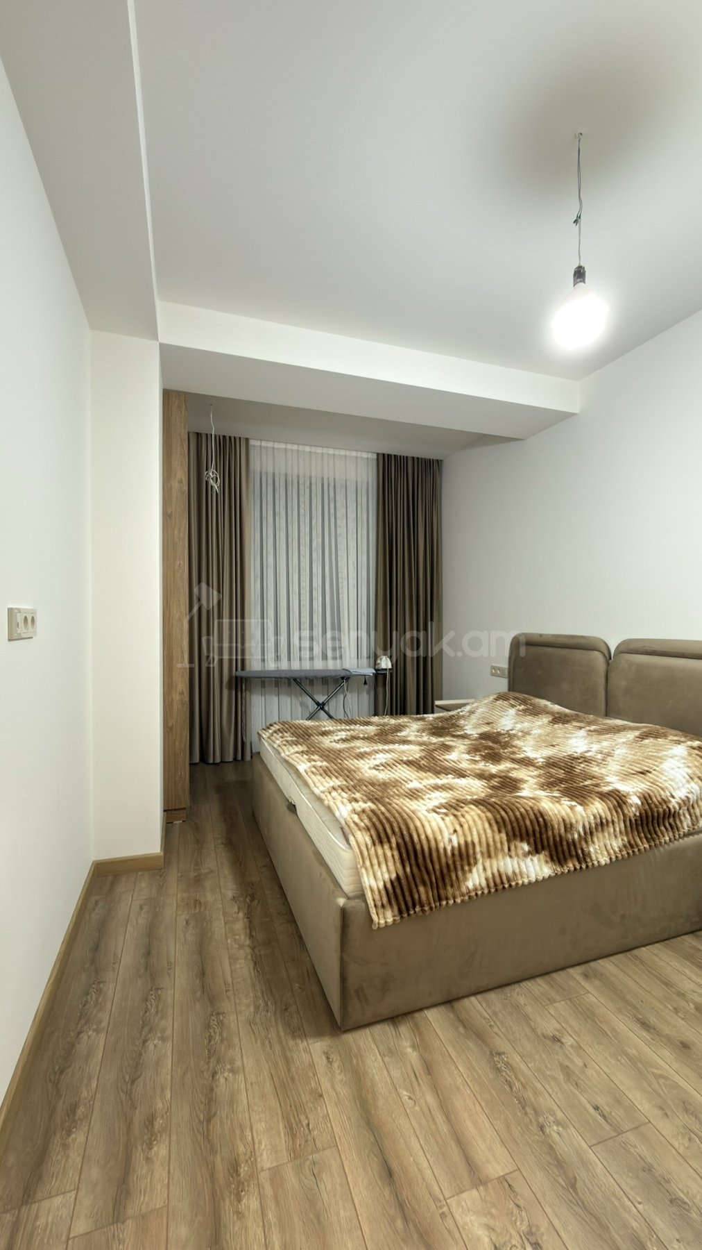 3 Սենյականոց Բնակարան Նորակառույցում, 81քմ, 11/16 հարկ, Դիզայներական Վերանորոգված