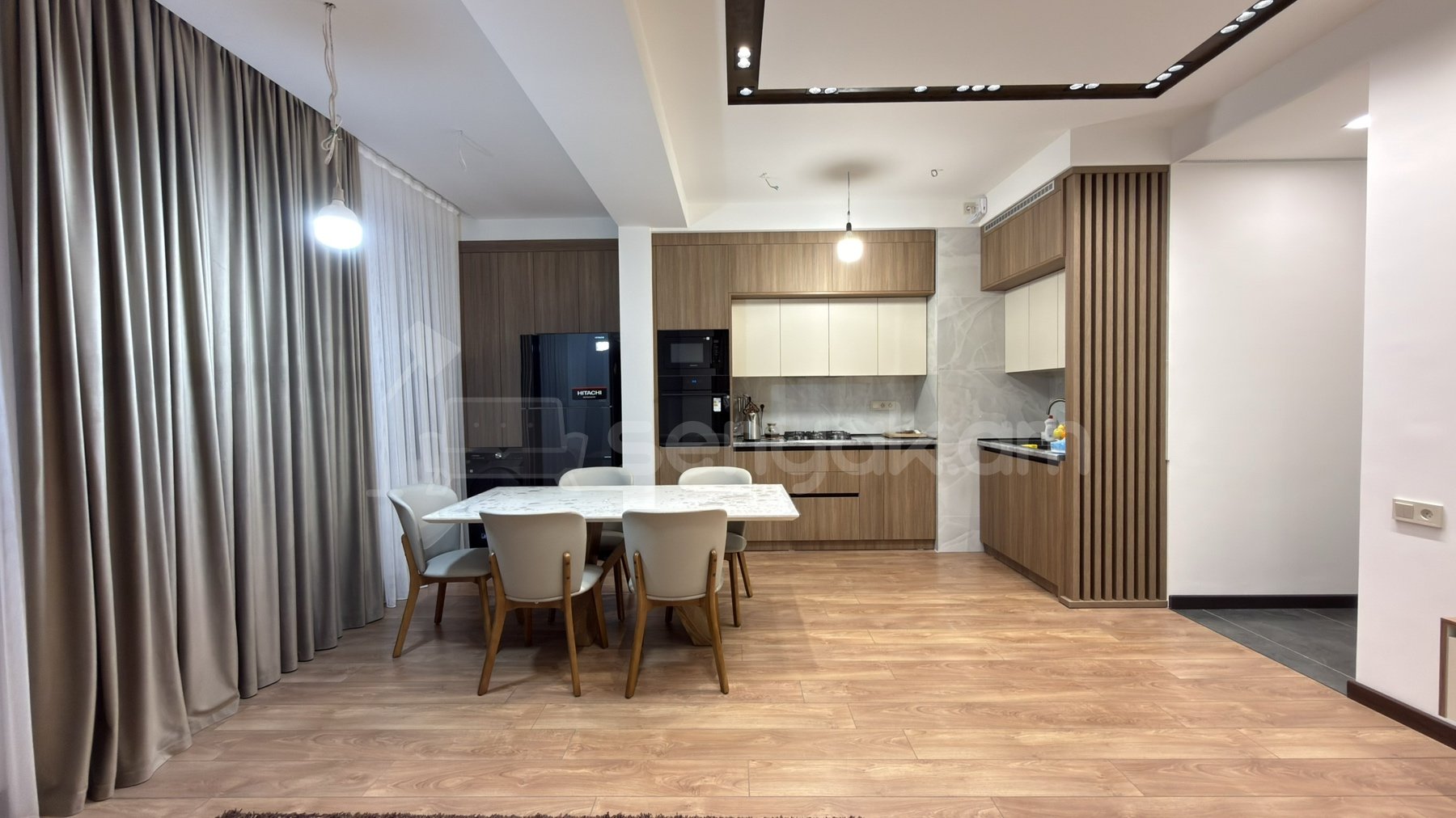 3 Սենյականոց Բնակարան Նորակառույցում, 81քմ, 11/16 հարկ, Դիզայներական Վերանորոգված