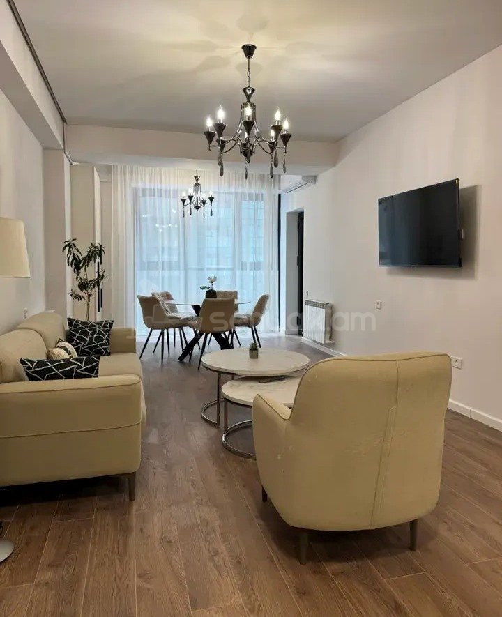 2 Սենյականոց Բնակարան Նորակառույցում, 72քմ, 8/17 հարկ, Դիզայներական Վերանորոգված