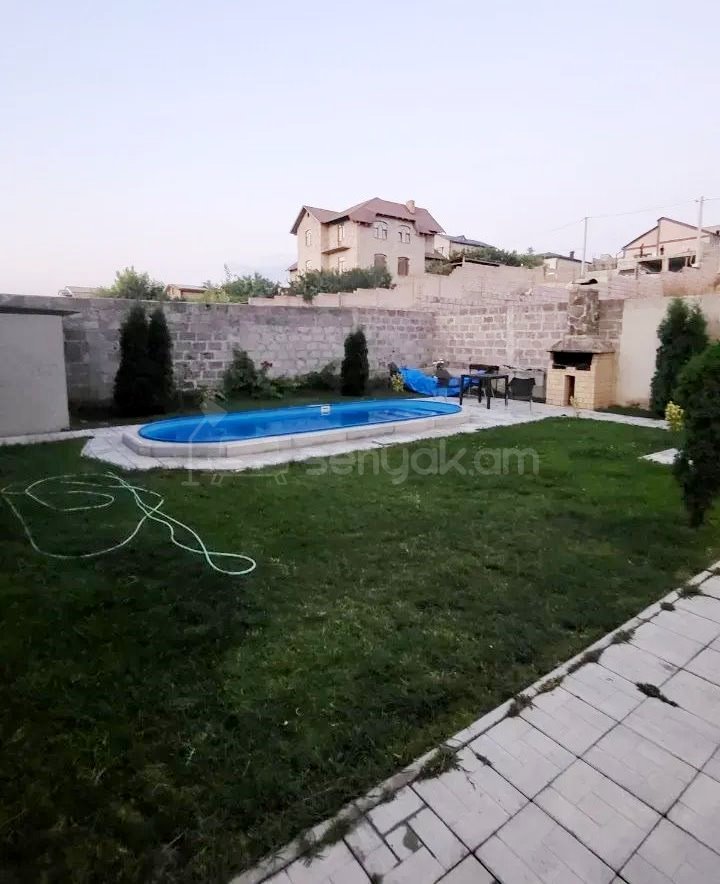 5 Սենյականոց Շքեղ Առանձնատուն, 130քմ, Լողավազանով, Ավտոտնակով