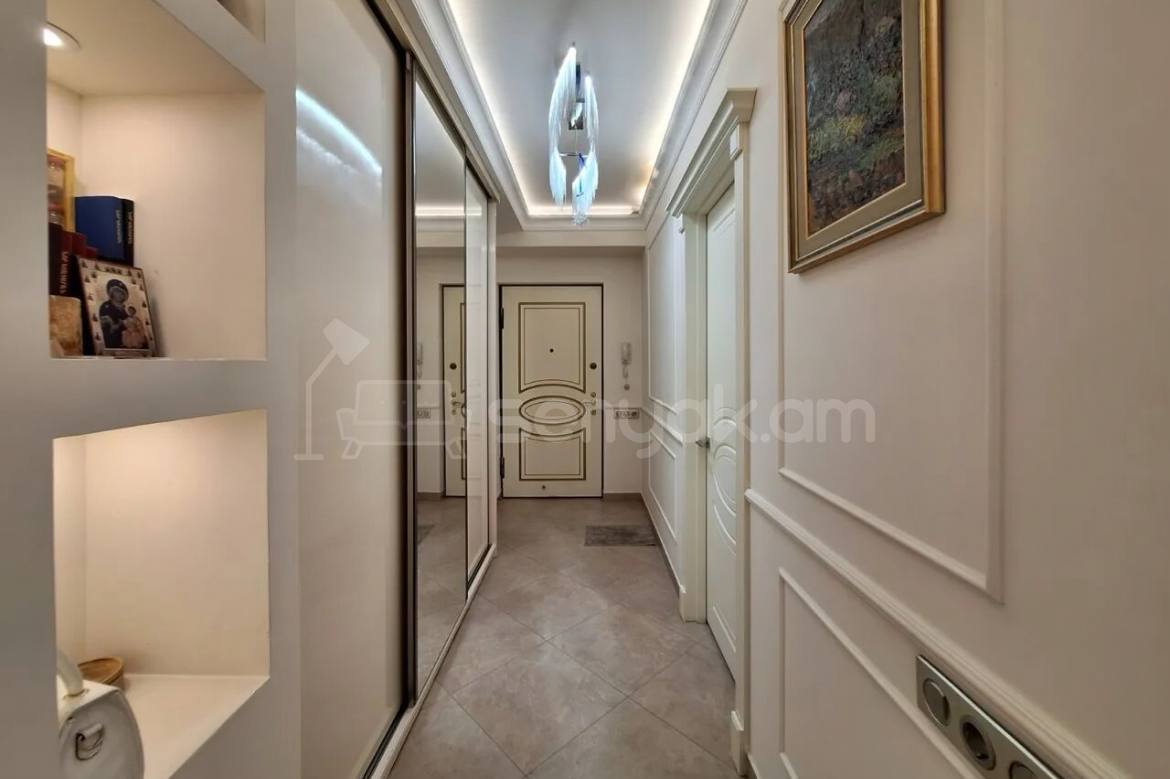 3 Սենյականոց Բնակարան, 72քմ, 3/9 հարկ, Կապիտալ Վերանորոգված