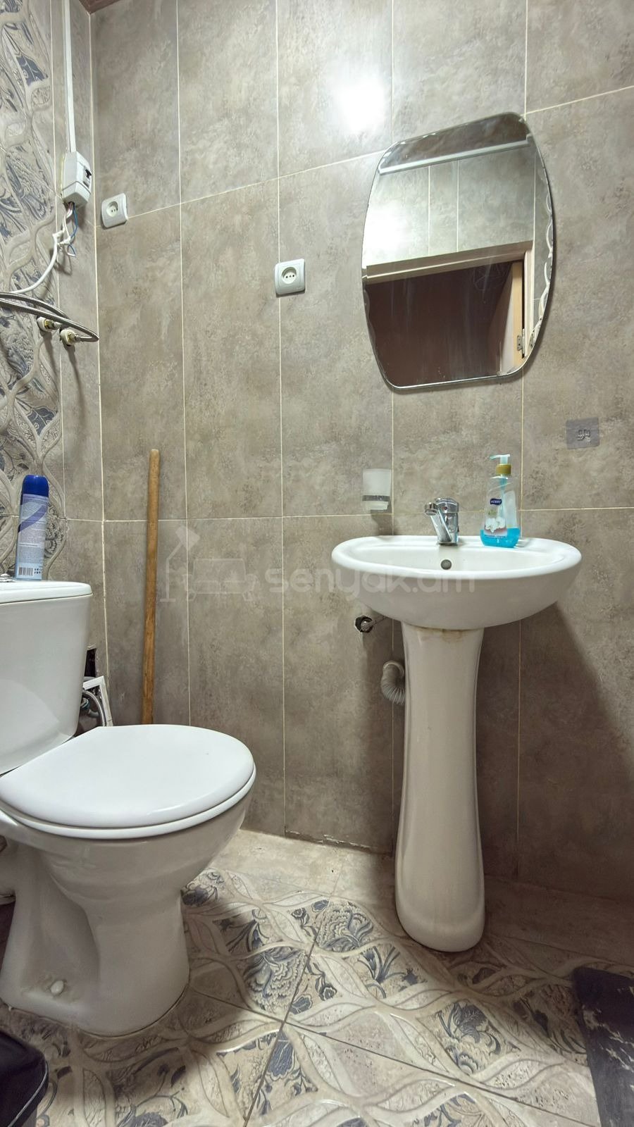 1 Սենյականոց Բնակարան Նորակառույց Քարե Շենքում, 30քմ, 2/3 հարկ, Կապիտալ Վերանորոգված, Կահավորված, Արևկող