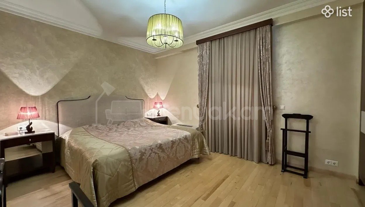 3 Սենյականոց Բնակարան, 103քմ, 7/8 հարկ, Կապիտալ Վերանորոգված, Կահավորված, Արևկող