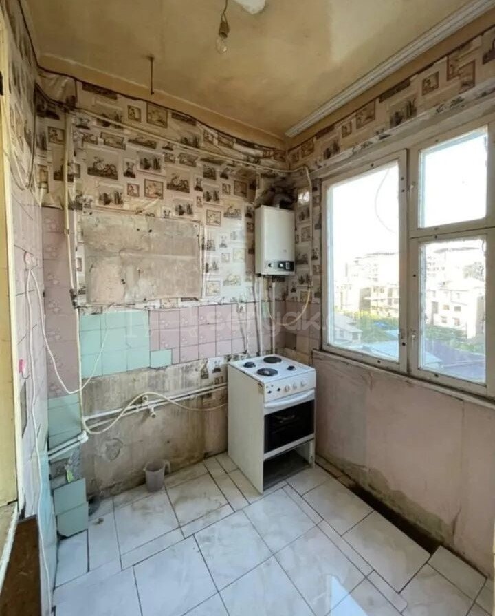 2 Սենյականոց Բնակարան, 47քմ, 6/9 հարկ, Պետական Վիճակում