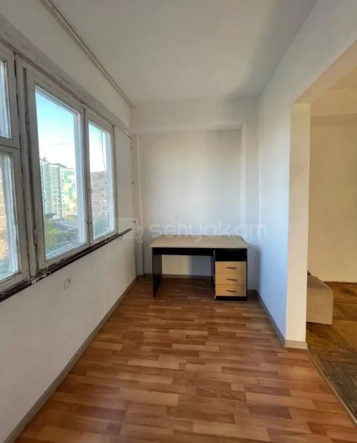 2 Սենյականոց Բնակարան, 47քմ, 6/9 հարկ, Պետական Վիճակում