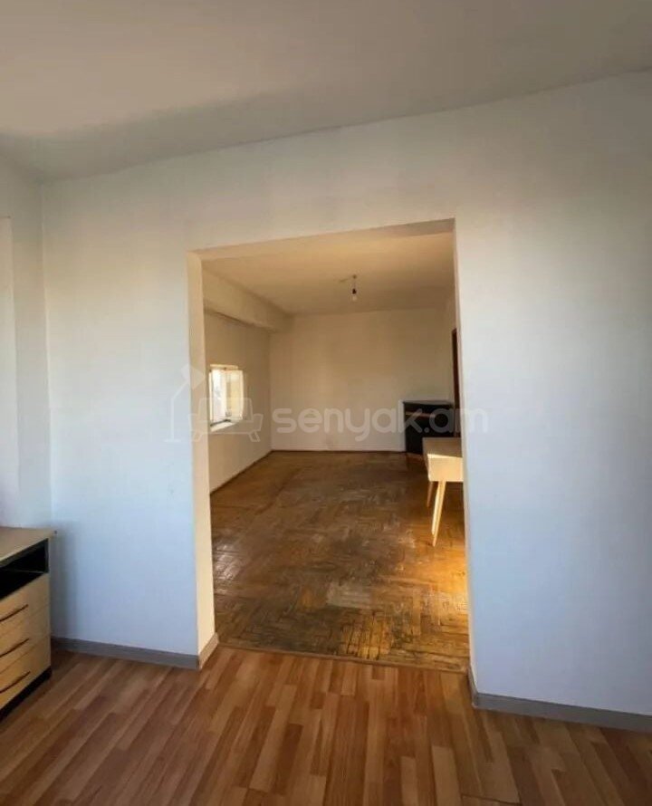 2 Սենյականոց Բնակարան, 47քմ, 6/9 հարկ, Պետական Վիճակում