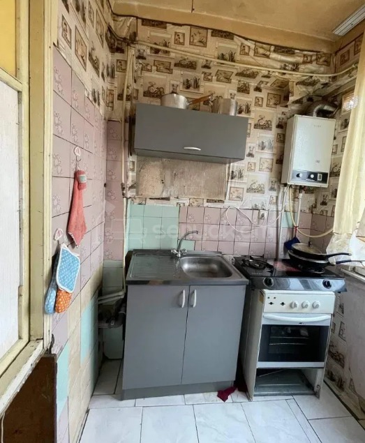 2 Սենյականոց Բնակարան, 47քմ, 6/9 հարկ, Պետական Վիճակում