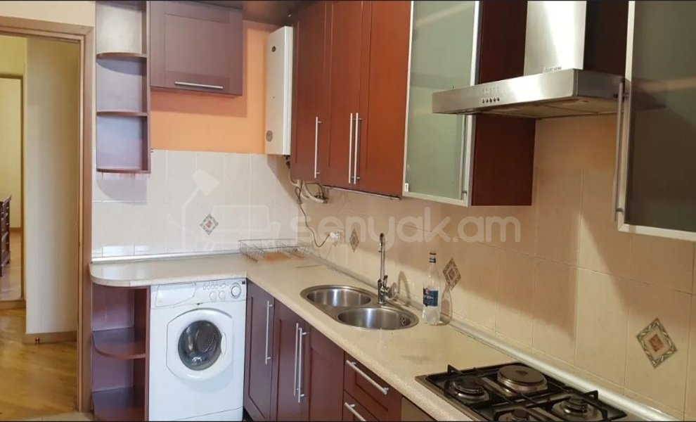 2 Սենյականոց Բնակարան Քարե Շենքում, 76քմ, 5/6 հարկ, Կոսմետիկ Վերանորոգված, Կահավորված