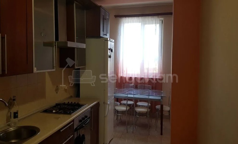 2 Սենյականոց Բնակարան Քարե Շենքում, 76քմ, 5/6 հարկ, Կոսմետիկ Վերանորոգված, Կահավորված