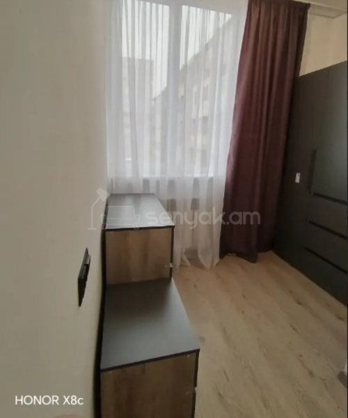 2 Սենյականոց Բնակարան Քարե Շենքում, 47քմ, 2/5 հարկ, Կապիտալ Վերանորոգված