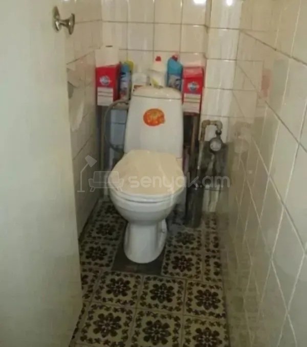 2 Սենյականոց Բնակարան Քարե Շենքում, 71քմ, 3/5 հարկ, Կոսմետիկ Վերանորոգված