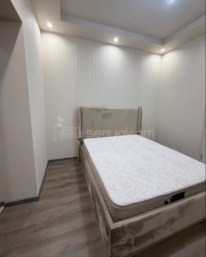 3 Սենյականոց Բնակարան Քարե Շենքում, 70քմ, 1/4 հարկ, Կապիտալ Վերանորոգված, Կահավորված