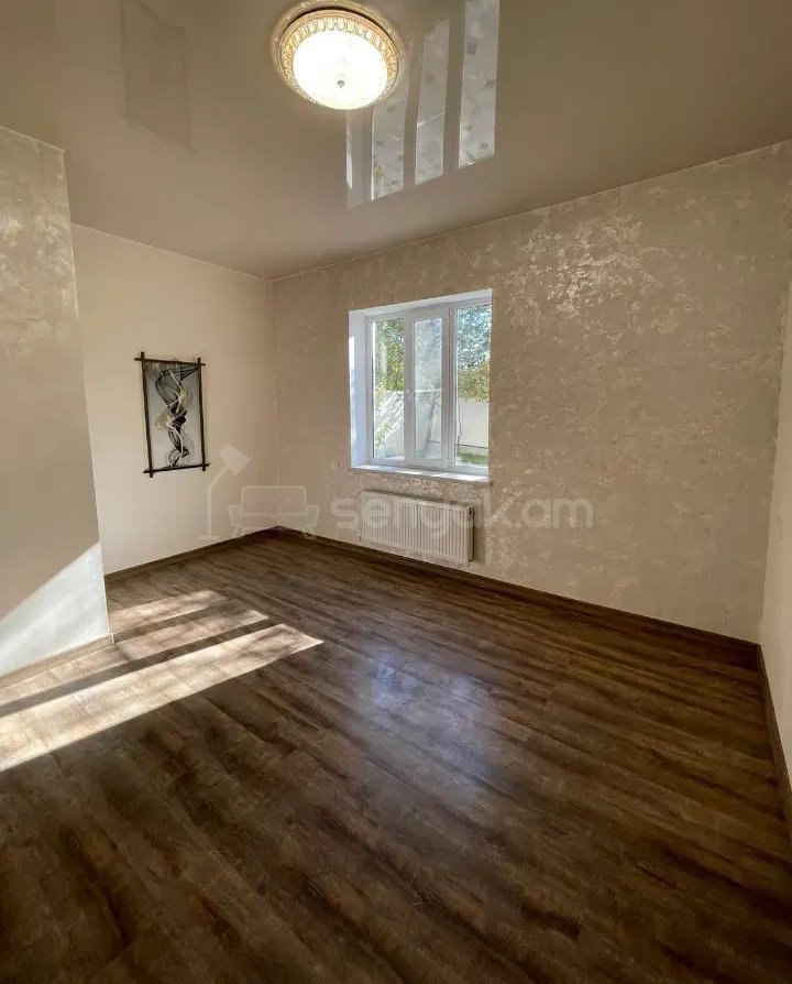 4 Սենյականոց Սեփական Տուն, 120քմ, Կապիտալ Վերանորոգված