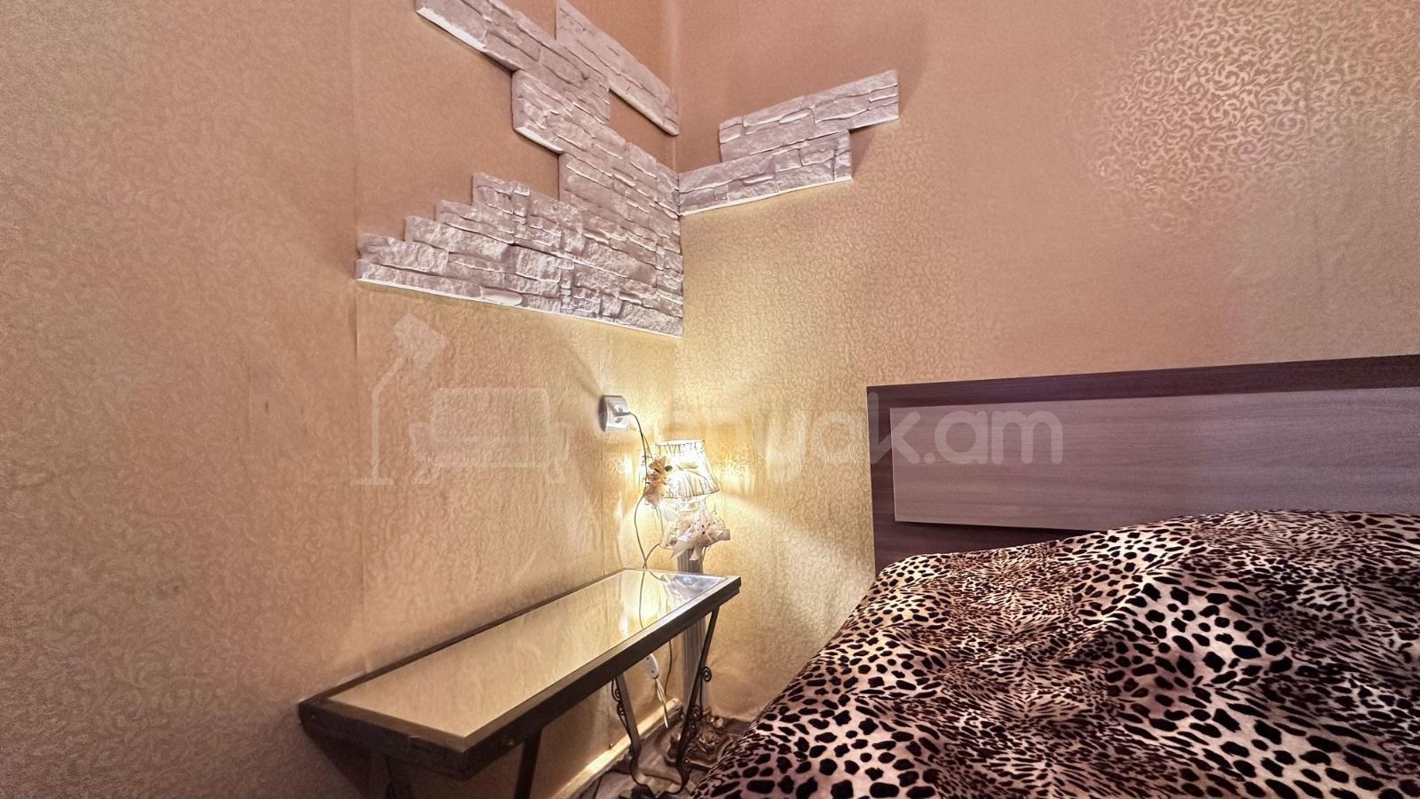 2 Սենյականոց Սեփական Տուն, 38քմ, Նորմալ Վիճակում, Կահավորված