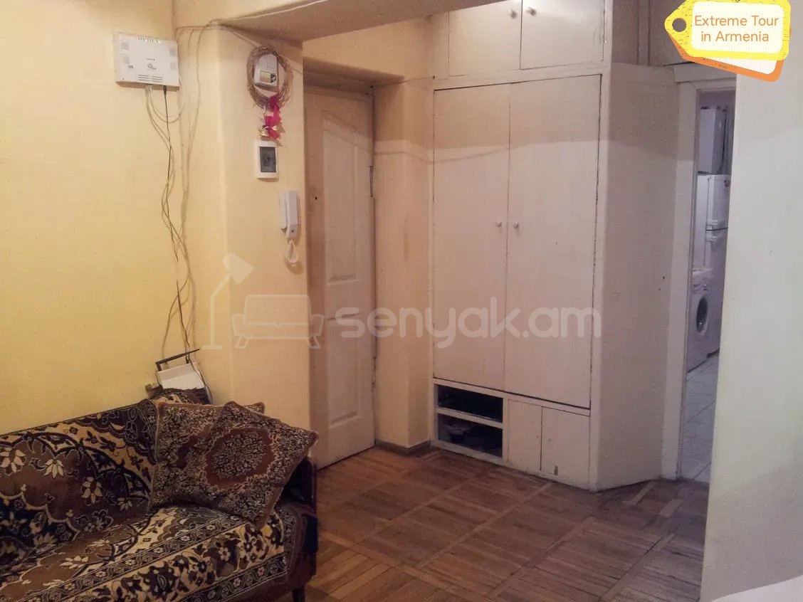 2 Սենյականոց Բնակարան Քարե Շենքում, 72քմ, 5/6 հարկ, Նորմալ Վիճակում, Կահավորված, Արևկող