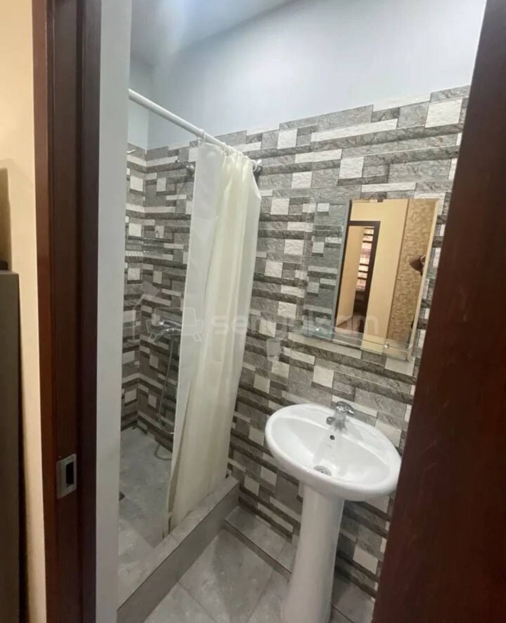 2 Սենյականոց Սեփական Տուն, 40քմ, Նորմալ Վիճակում, Կահավորված