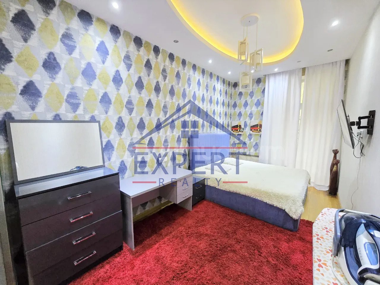 3 Սենյականոց Բնակարան Քարե Շենքում, 118քմ, 3/3 հարկ, Դիզայներական Վերանորոգված, Կահավորված, Արևկող