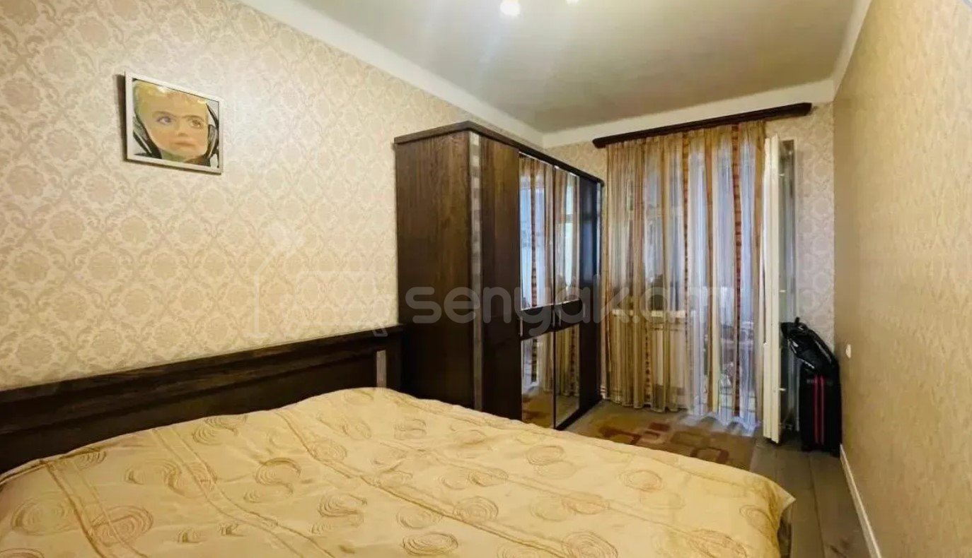 3 Սենյականոց Բնակարան Քարե Շենքում, 60քմ, 3/5 հարկ, Կապիտալ Վերանորոգված, Կահավորված