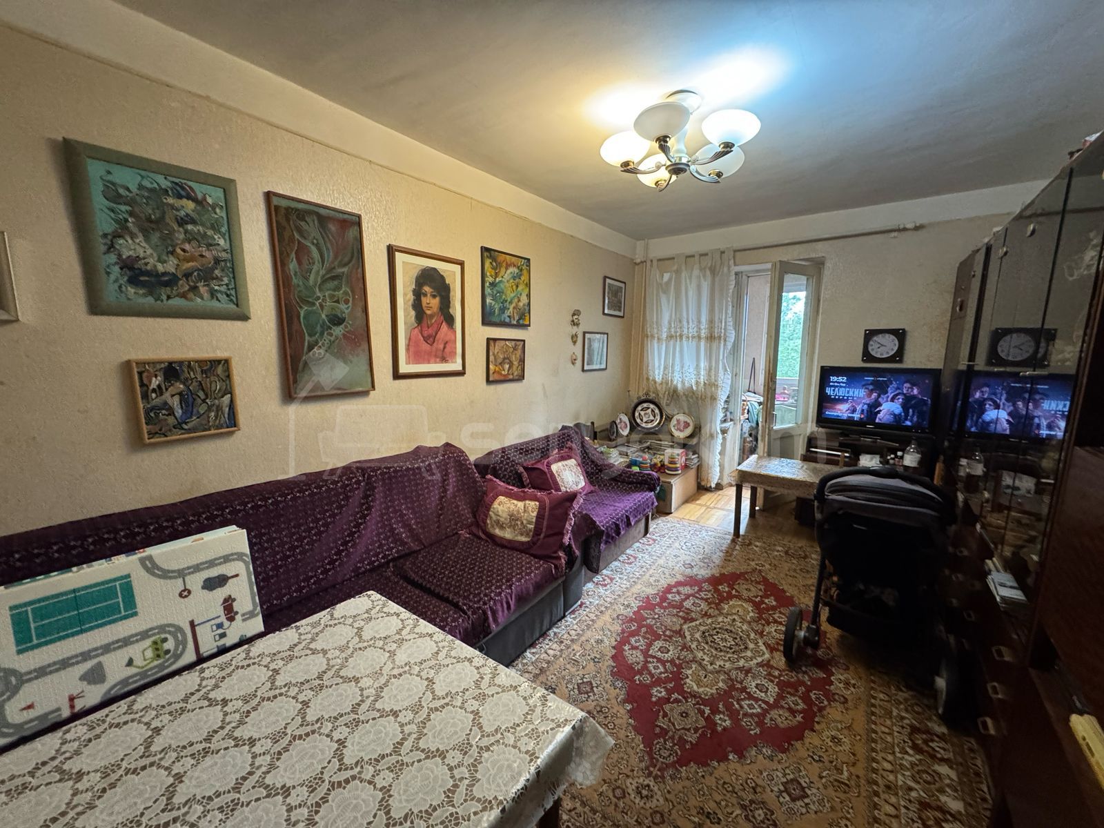 3 Սենյականոց Բնակարան Քարե Շենքում, 70քմ, 2/5 հարկ, Նորմալ Վիճակում