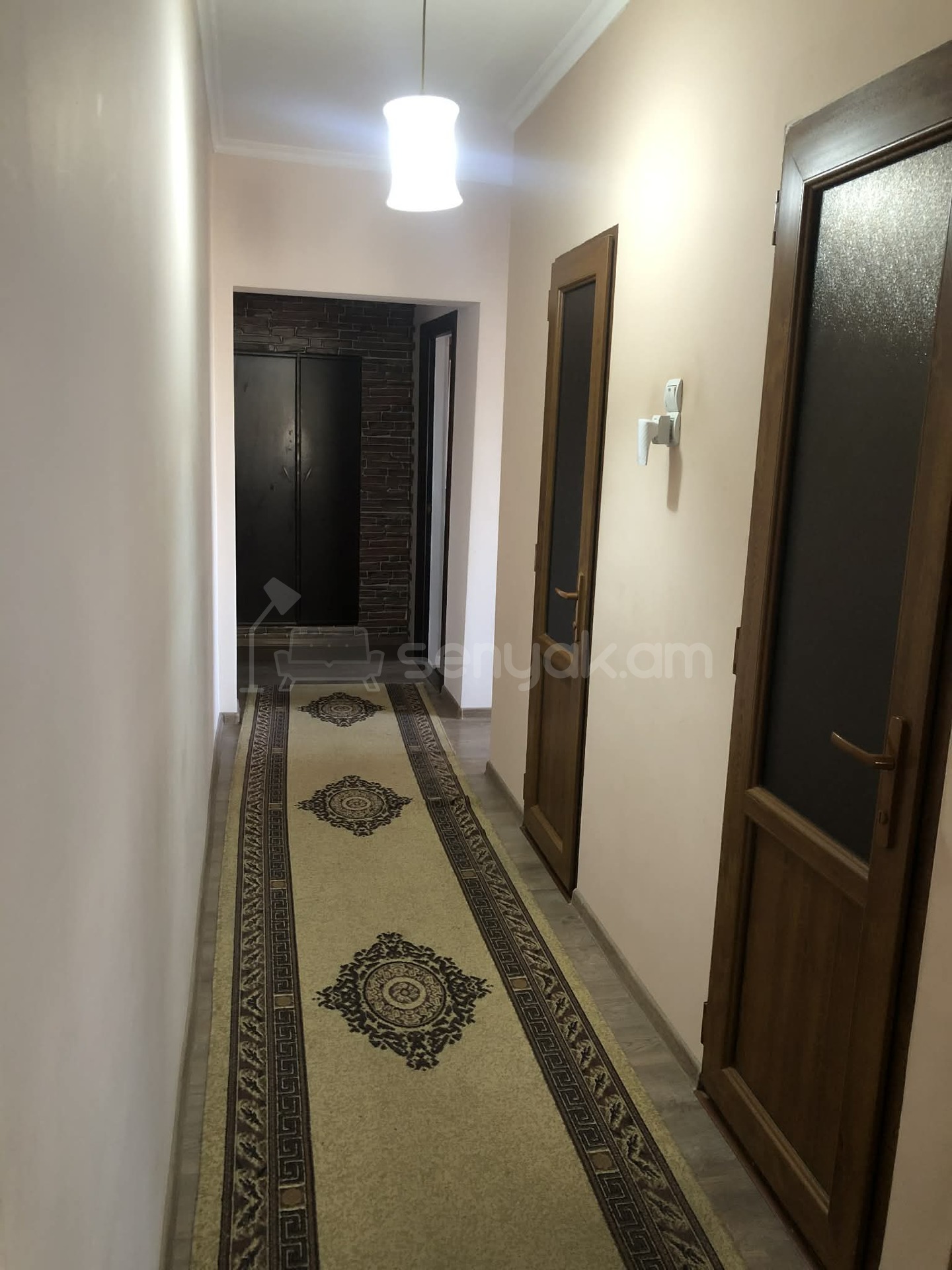 4 Սենյականոց Բնակարան, 96քմ, 4/4 հարկ, Կապիտալ Վերանորոգված