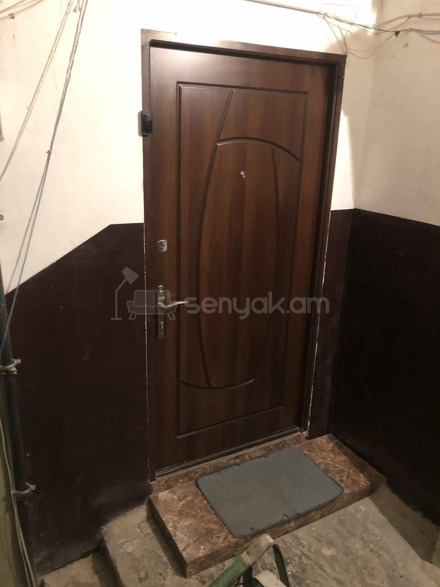 4 Սենյականոց Բնակարան, 96քմ, 4/4 հարկ, Կապիտալ Վերանորոգված