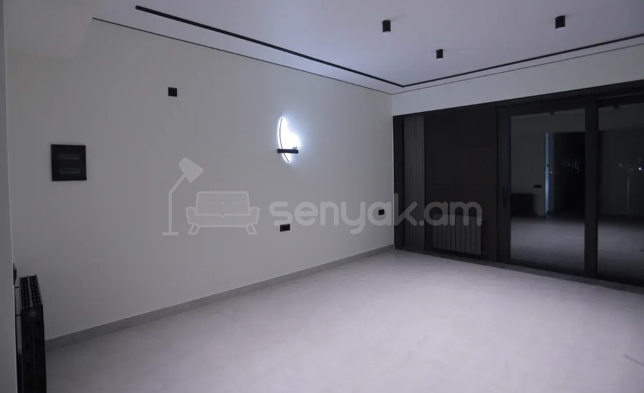 Նորակառույց Օֆիսային Տարածք, 630քմ