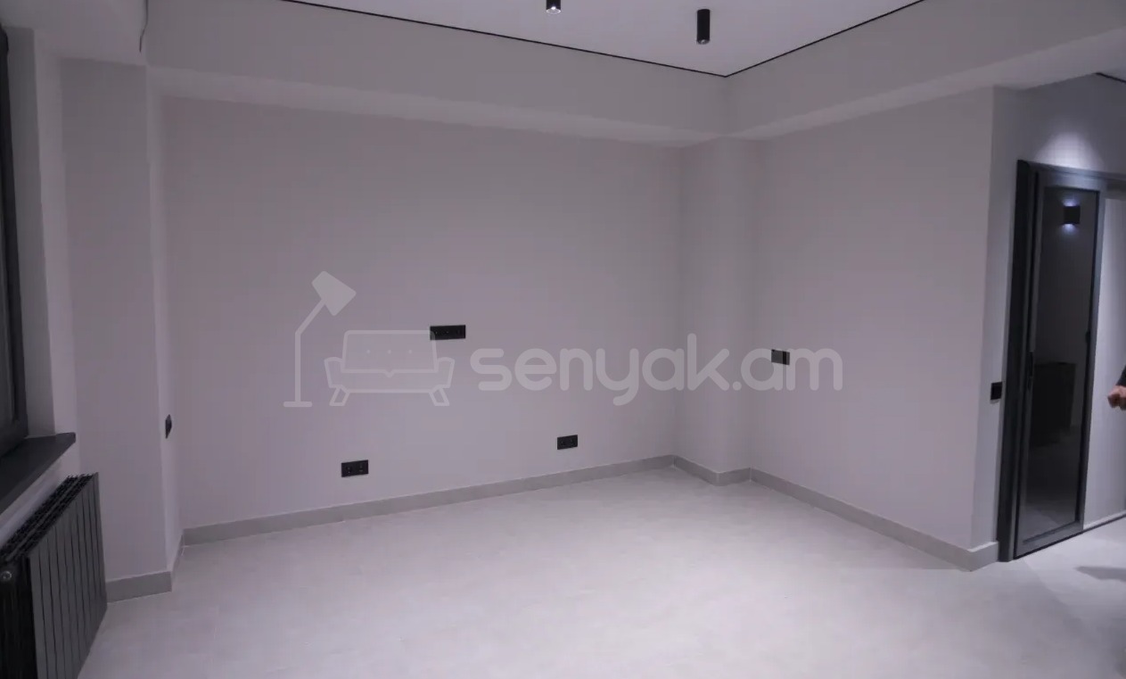 Նորակառույց Օֆիսային Տարածք, 630քմ