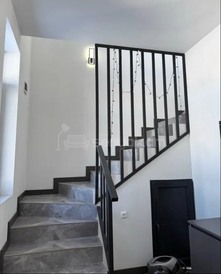 5 Սենյականոց Շքեղ Առանձնատուն, 150քմ