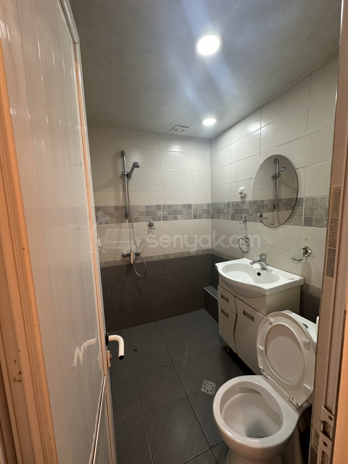 2 Սենյականոց Բնակարան, 56քմ, 3/5 հարկ, Կապիտալ Վերանորոգված, Արևկող