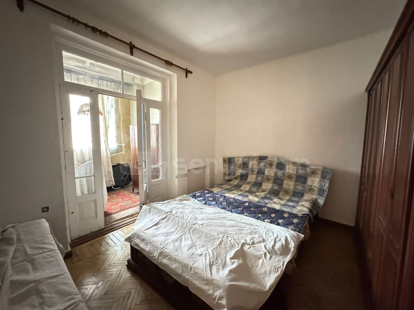 2 Սենյականոց Բնակարան Քարե Շենքում, 61քմ, 3/5 հարկ, Նորմալ Վիճակում