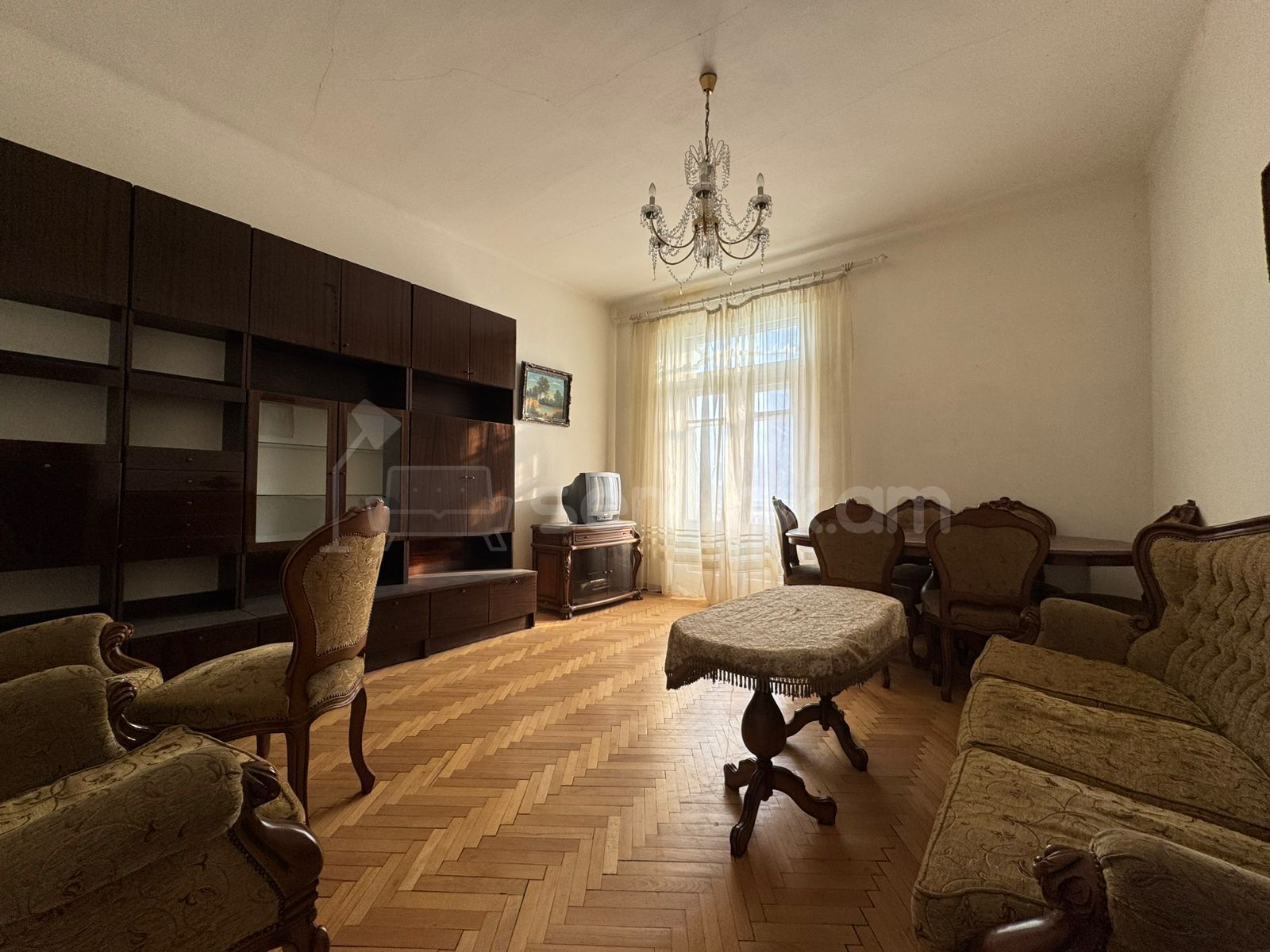 2 Սենյականոց Բնակարան Քարե Շենքում, 61քմ, 3/5 հարկ, Նորմալ Վիճակում