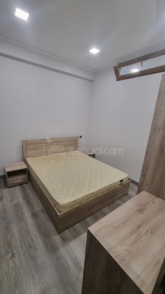 3 Սենյականոց Բնակարան, 72քմ, 6/12 հարկ, Կապիտալ Վերանորոգված