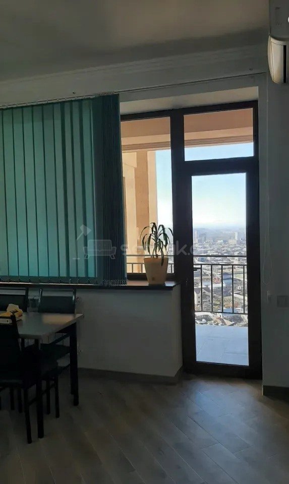 2 Սենյականոց Բնակարան Նորակառույցում, 55քմ, 13/15 հարկ, Դիզայներական Վերանորոգված, Կահավորված, Արևկող