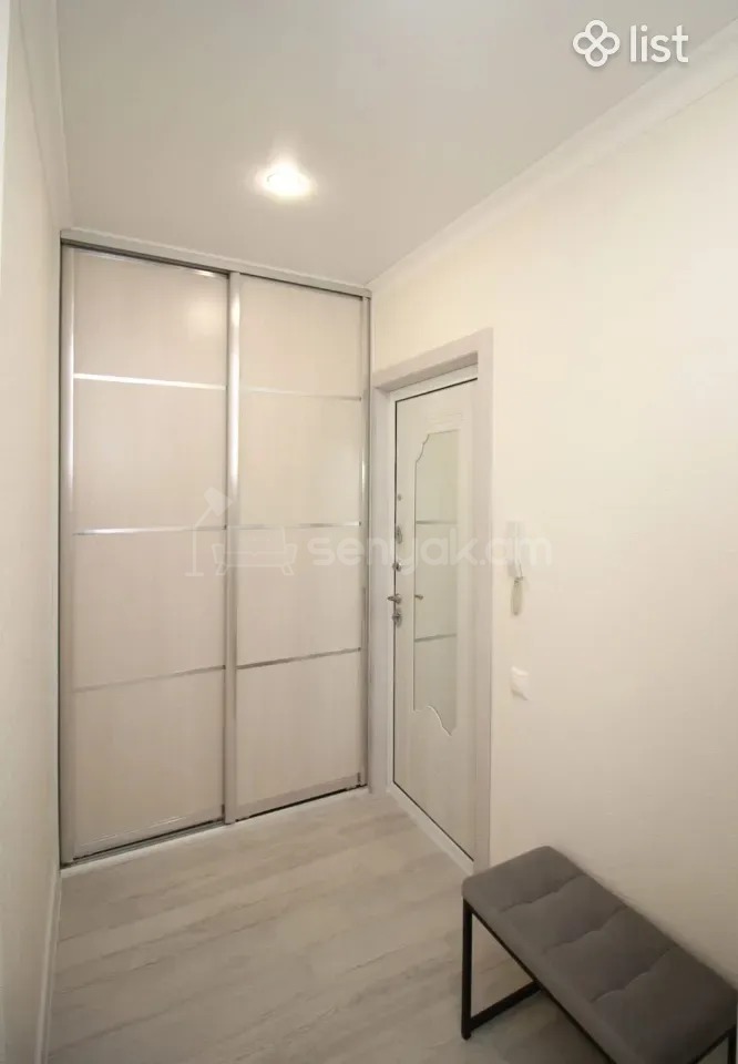 3 Սենյականոց Բնակարան Քարե Շենքում, 74քմ, 1/1 հարկ, Կապիտալ Վերանորոգված, Կահավորված, Արևկող