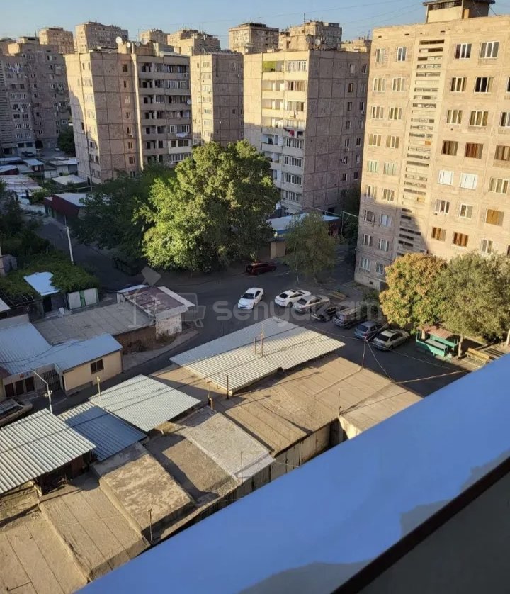 3 Սենյականոց Բնակարան, 77քմ, 5/9 հարկ, Նորմալ Վիճակում, Կահավորված, Արևկող