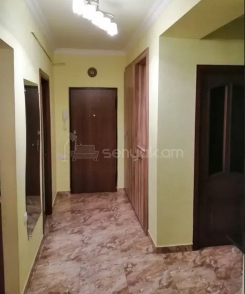 3 Սենյականոց Բնակարան, 75քմ, 4/9 հարկ, Կապիտալ Վերանորոգված, Կահավորված, Արևկող