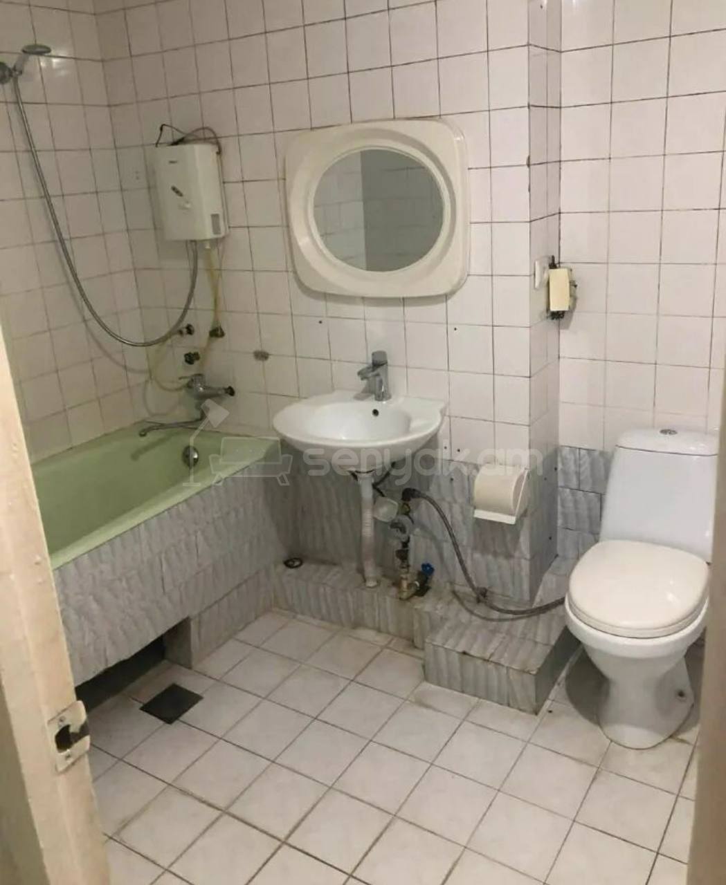 2 Սենյականոց Բնակարան, 66քմ, 3/9 հարկ, Նորմալ Վիճակում, Կահավորված, Արևկող