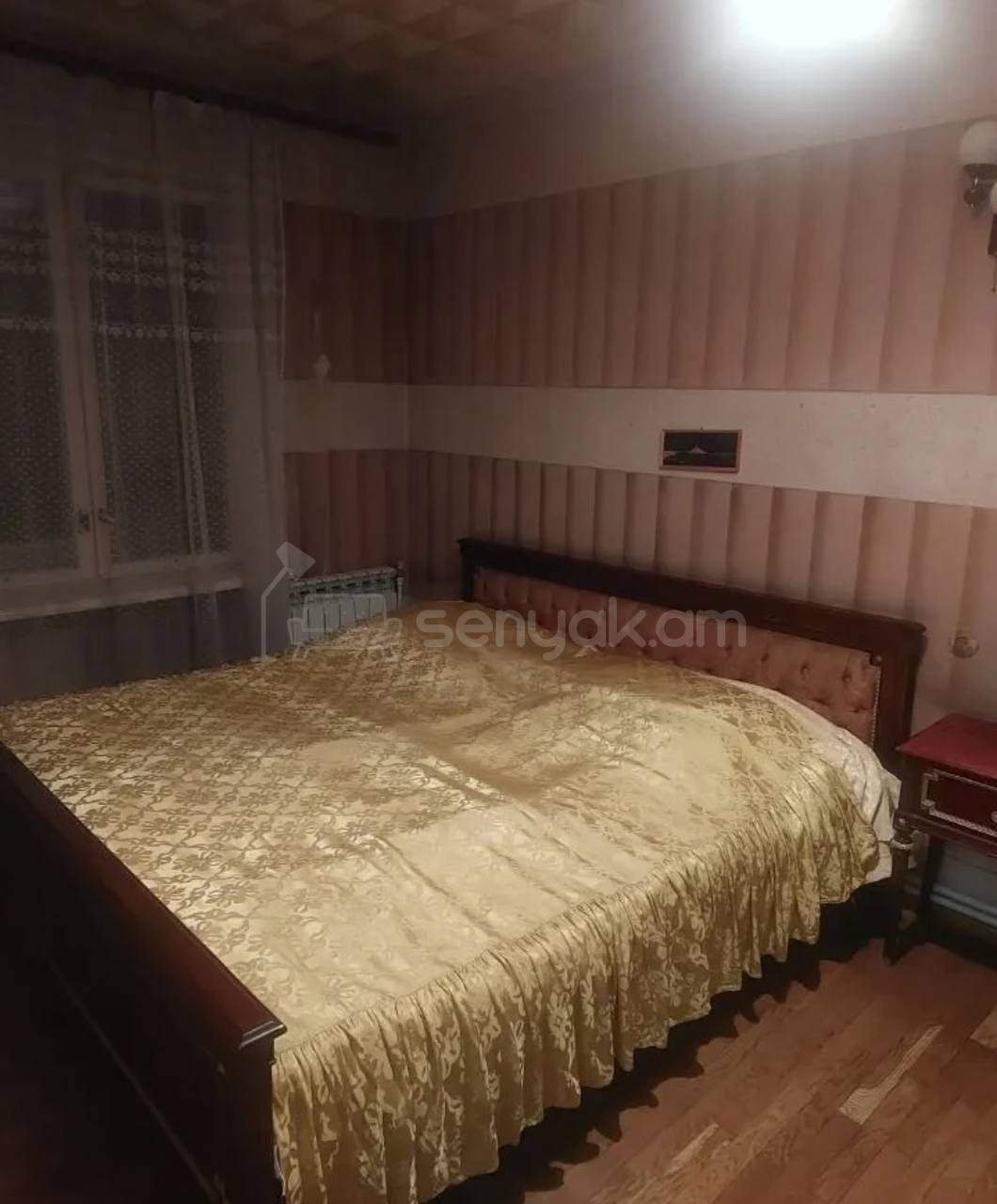 3 Սենյականոց Բնակարան Քարե Շենքում, 80քմ, 4/5 հարկ, Նորմալ Վիճակում, Կահավորված, Արևկող