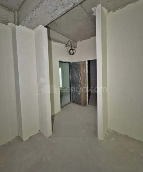 2 Սենյականոց Բնակարան, 42քմ, 3/6 հարկ, Զրոյական Վիճակում