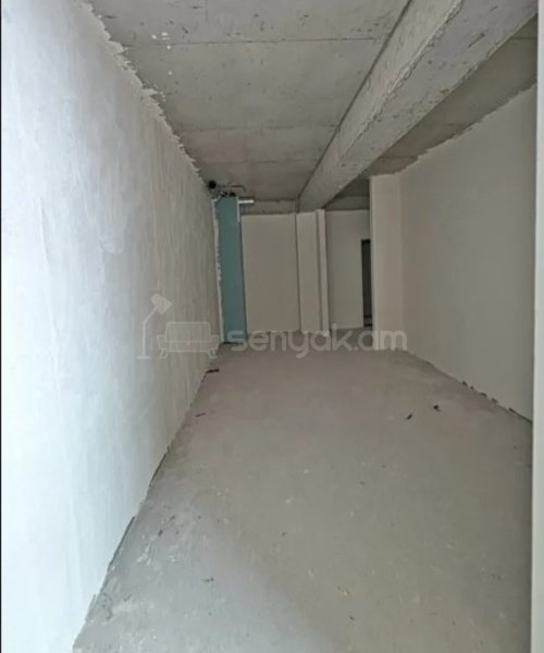 2 Սենյականոց Բնակարան, 42քմ, 3/6 հարկ, Զրոյական Վիճակում