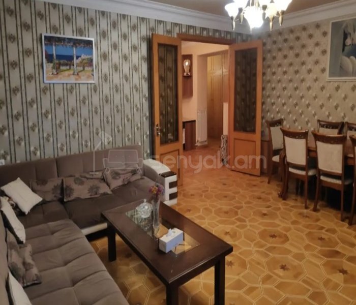 3 Սենյականոց Բնակարան Քարե Շենքում, 80քմ, 5/6 հարկ, Կապիտալ Վերանորոգված