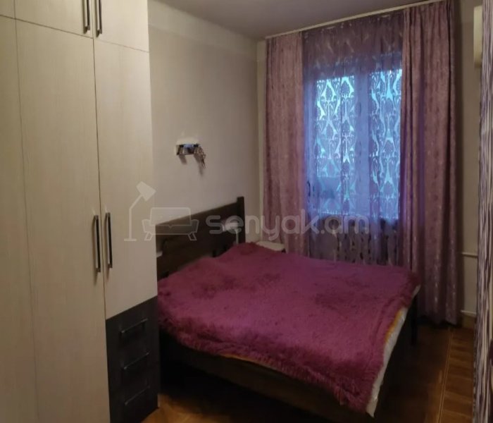 3 Սենյականոց Բնակարան Քարե Շենքում, 80քմ, 5/6 հարկ, Կապիտալ Վերանորոգված